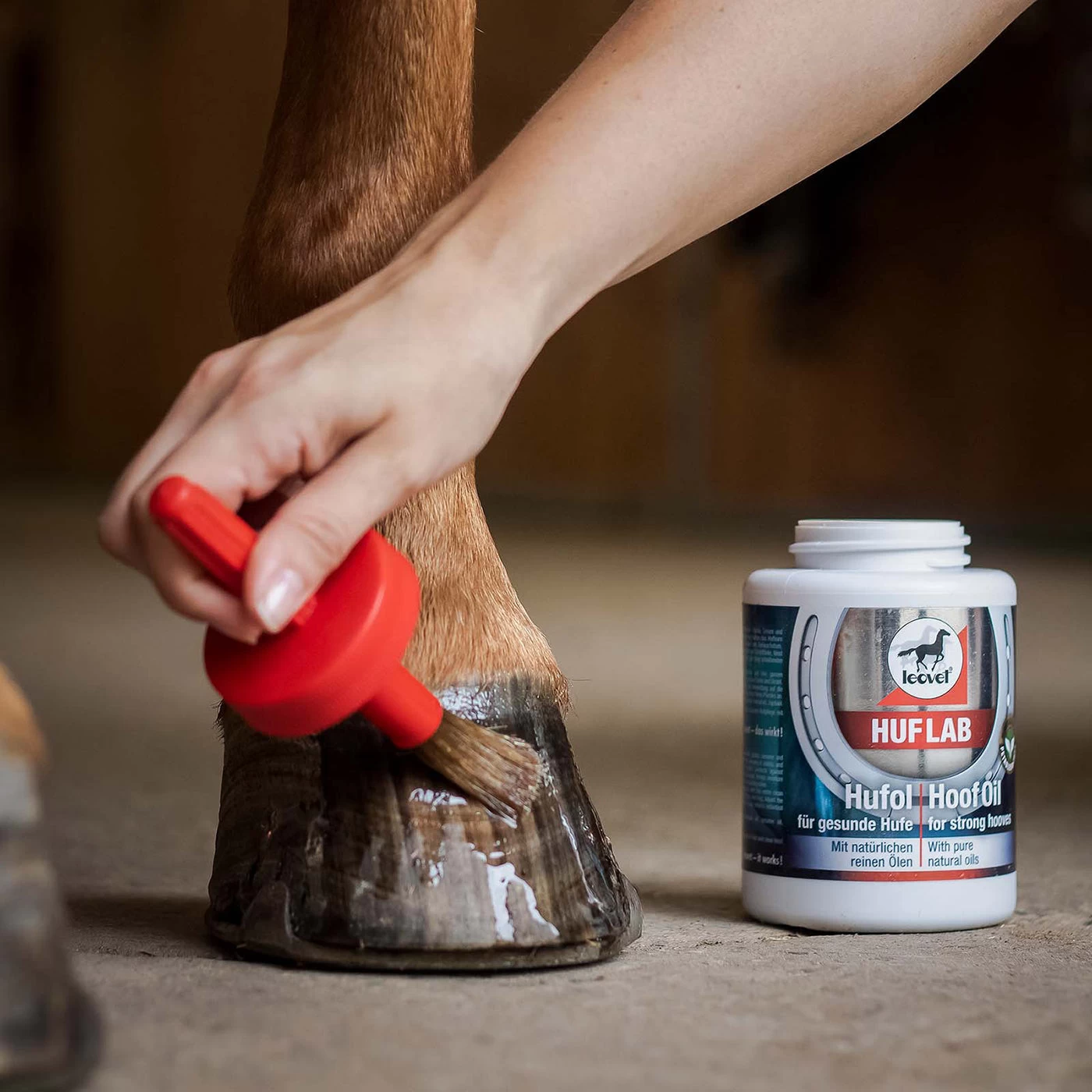 Leovet Hoof Oil 450 ML 7 Leovet Hoof Oil 450 ML - Image 5